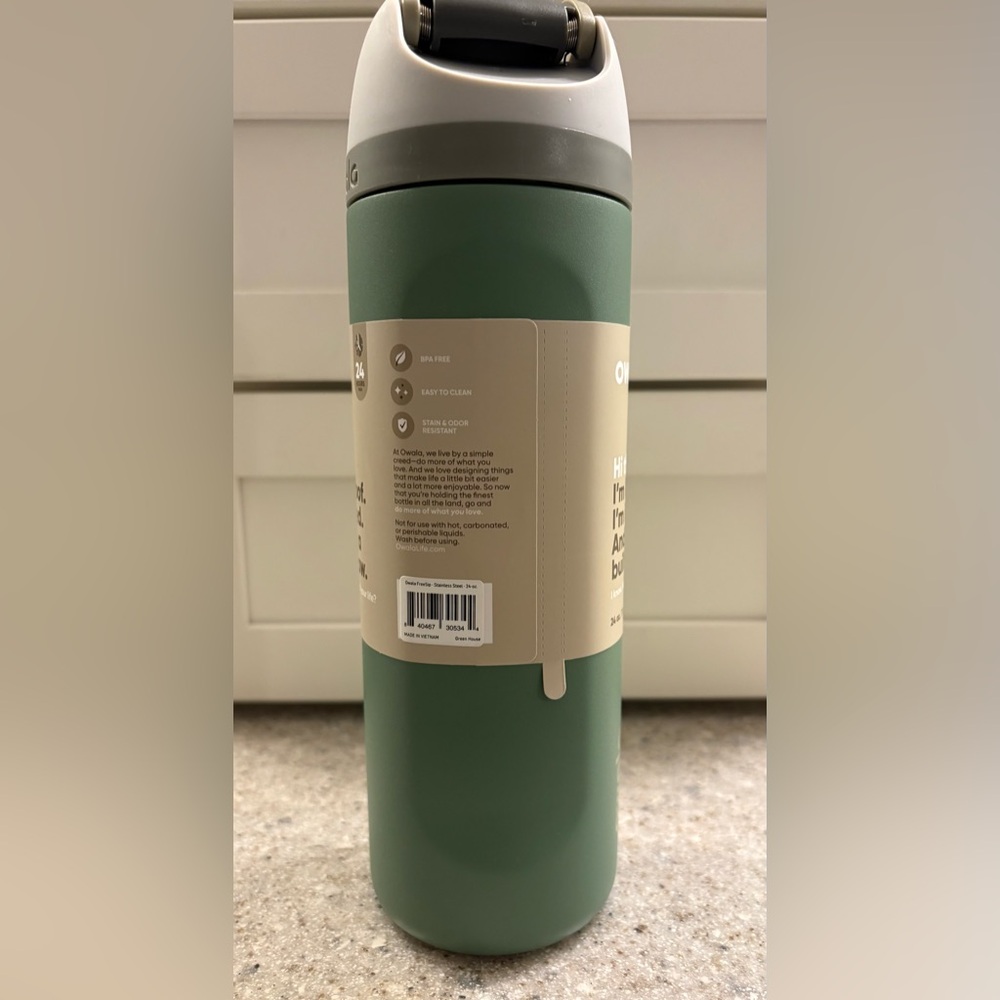 Owala water bottle - Picture 2 of 5